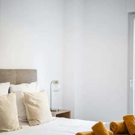 Apartment Val D'or, Moderne Et Famillial Pour 4 Personnes, Parking, Centre Gare