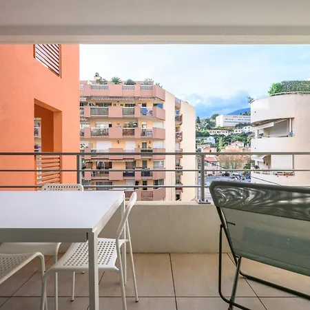 Val D'or, Moderne Et Famillial Pour 4 Personnes, Parking, Centre Gare Apartment *
